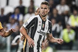 We did not find results for: Nach Leihe An Schalke Berater Stellt Klar Marko Pjaca Will Juve Nicht Wieder Verlassen