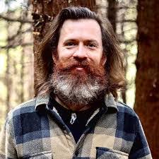 Chris Castleman's Instagram, Twitter & Facebook