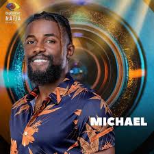 According to some sources, the rich woman met rich oganiru at a time he was facing financial challenges and could hardly afford daily meals. Jknur6 Ezwatlm