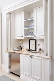Complete list of vero beach plumbers, electricians, a/c repair, roofing, flooring, pest control, property management in vero beach fl and more! Vero Beach Beach Style Home Bar Philadelphia By Deborah Leamann