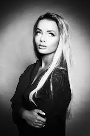 In the land of women. Sophie Joakimrostom Com