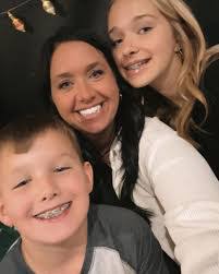 Tiffany Tharp's Instagram, Twitter & Facebook