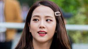 She made her debut in august 2016 as a member of the g. So Viel Ist Blackpinks Jisoo Wirklich Wert News24viral