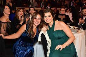 تقوم الفنانة المصرية يسرا اللوزي، بتسجيل مسلسل إذاعي جديد مع الفنان المصري حسن الرداد، وقامت بنشر صورة. Ø£ÙˆÙ„ Ø¸Ù‡ÙˆØ± Ù„ÙŠØ³Ø±Ø§ Ø§Ù„Ù„ÙˆØ²ÙŠ Ø¨Ø¹Ù„Ø§Ù…Ø§Øª Ø­Ù…Ù„ ÙˆØ§Ø¶Ø­Ø© Ù„Ù„Ù…Ø±Ø© Ø§Ù„Ø«Ø§Ù†ÙŠØ© Ù„Ù‡Ù„ÙˆØ¨Ù‡