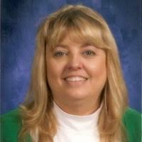 Stephanie Renshaw's Instagram, Twitter & Facebook