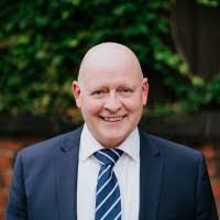 Paul Clothier's Instagram, Twitter & Facebook