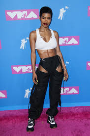 Teyana taylor just showed off her abs at the vmas, and damn. Variety On Twitter And The Moon Person For Most Incredible Abs Goes To Teyana Taylor Https T Co Iir1xncxbu Vmas