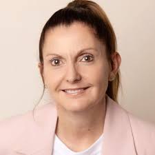 It was an absolute honour to be awarded the 'University Medal' from The  University of Queensland. I feel very blessed to have been given the  opportunities I have to reach this point. |