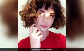 Maybe you would like to learn more about one of these? Man Slashed Throat Of Bianca Devins Teen Popular On Instagram Took Selfie With Body