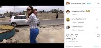 Emma coronel aispuro, center, wife of joaquin el chapo guzman, leaves federal court in new york, tuesday, feb. Emma Coronel Wife Of El Chapo Guzman Makes A Drastic Decision On Her Instagram Account Photo Page 2 Of 4 English Mundo Hispanico