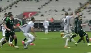 İlgi̇li̇ haber göztepe`den beşiktaş`a gönderme! Welinton Un Pozisyonuna Kim Ne Dedi Tum Spor Haber