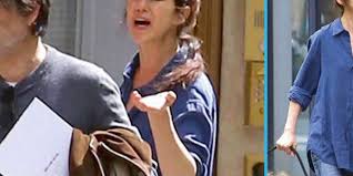 Check spelling or type a new query. Charlotte Gainsbourg En Plein Craquage Avec Yvan Attal A Paris Jane Birkin Brise Le Silence