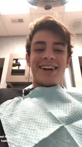 Nash, hayes and skylynn were popular users of vine, the defunct video sharing service. Pin By Ilian Mejia On Hayes Grier Hayes Grier Magcon Boys Benjamin Hayes Grier