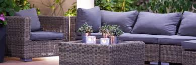 Rattansofas haben im gegensatz zu herkömmlichen couches und liegen einen entscheidenden vorteil: Gartenmobel