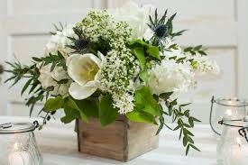Diy Fresh Flower Centerpiece Kit Rustic Elegance Etsy Flower Centerpieces Wedding Wedding Table Centerpieces Flower Centerpieces