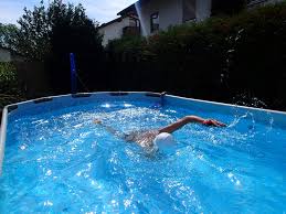 Pooltrainer Die Alternative Zur Gegenstromanlage Gegenstromanlage Pool Schwimm Training Schwimmtraining