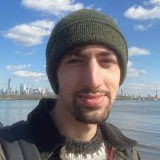 Eric Menzel's Instagram, Twitter & Facebook