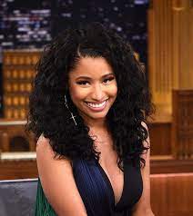4 she's not afraid of fluorescent shades either. Nicki Minaj Nicki Minaj Hairstyles Nicki Minaj Natural Hair Styles