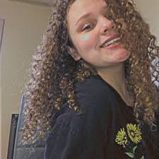 Emily Mclain (@emily._.mclain) • Instagram photos and videos