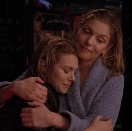 One Tree Hill Peyton and Ellie | TikTok