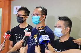 香港專上學生聯會（英語：hong kong federation of students），簡稱學聯（hkfs），是香港的學生組織，現時由香港其中四所大專院校的學生會所組成。學聯的宗旨是本著友好合作精神，團結及代表香港專上學生，在同學間推廣文娛學術活動、增進福利與. U0b8w4jvttj4tm