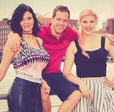 Kam aus hamburg um in berlin tätowiererin zu werden, ist von berlin nach köln gezogen nach dem ende ihrer beziehung mit marcel novak. Berlin Tag Und Nacht Verlasst Paula Jetzt Berlin Bravo