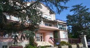 Maison de village à la grand combe 4 pièces , 90 m2. La Pomarede Etablissement Filieris De Soins De Suite Et De Readaptation