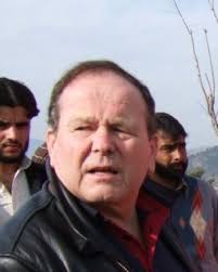 John Beavis, 78: Surgeon who ministered in disaster zones