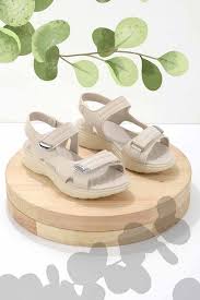 Bambi Bej Kadın Sandalet K05590060009