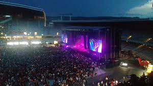 46,361 likes · 68 talking about this. Foto Video Show Cu Sclipiri De Fulgere Depeche Mode Si A Adus Spirit Ul Pe Cluj Arena Www Actualdecluj Ro