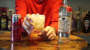 Smirnoff Vanilla Vodka & Red Bull Winter Edition Pear Cinnamon
