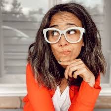 Laura Freeland's Instagram, Twitter & Facebook