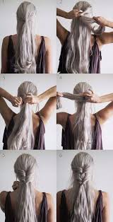 Schnelle Haar Hacks 6 Einfache Frisuren Fur Faule Und Langschlafer Frisuren Lange Haare Anleitung Schnelle Frisuren Lange Haare Schnelle Frisuren