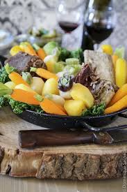 Qu 39 Y A T Il De Meilleur Quand Il Fait Froid Qu 39 Un Plat Reconfortant Le Pot Au Feu Fait Partie Des Grands C Pot Au Feu Plats Reconfortants Alimentation