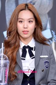 Kim hee jung terakhir kali muncul sebagai kameo dalam drama dinner mate yang tayang pada juli lalu. Press Conference Of Kbs2 Who Are You School 2015 April 22 2015 Photos Kdramastars
