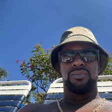 Who should I start Sutton or pollard this week ?