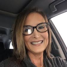 Kim Vail's Instagram, Twitter & Facebook