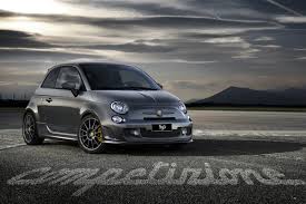 Fiat To Debut New Abarth 595 Specials And 695 Assetto Corse Racer At Bologna Motor Show Fiat Abarth Belle Voiture Voiture