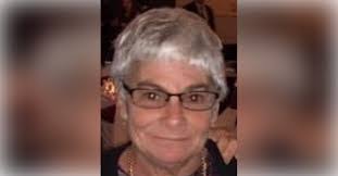 Lori Mull's Instagram, Twitter & Facebook