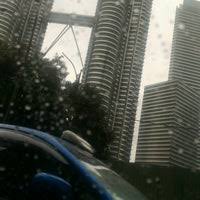 We invest to deliver sustainable economic and societal values for the nation. Khazanah Nasional Berhad Kuala Lumpur City Center Petronas Twin Towers