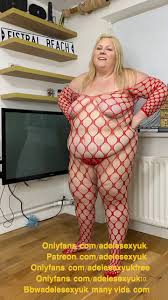 Adelesexyuk BBW curves tempting video footage