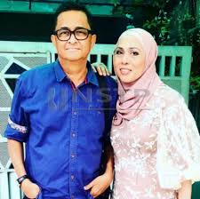 Toute la discographie de dayangku intan : Dayangku Intan Mula Nyanyi Untuk Suami