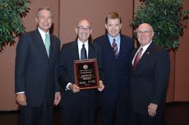 UNMC grad receives foundation's highest award