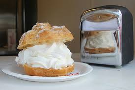 State fair news, reviews, schedules, recommendations and more from the journal sentinel. Final Cream Puff Curbside Pickup Event At Wi State Fair Shepherd Express