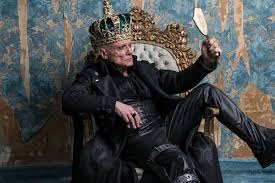 ''o sole mio', 'piscatore 'e pusilleco', 'pigliate 'na pastiglia', 'nuttata 'e sentimento', 'mmiezz 'o ggrano'. Massimo Ranieri Dopo 50 Anni Di Carriera Mi Sento Ancora Immaturo Teatro It