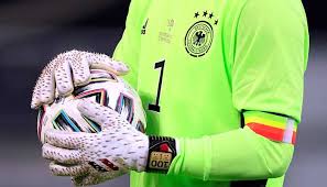 Chelsea forward timo werner believes 'sensational' germany and bayern munich star manuel neuer is the 'best goalkeeper in the world'. 0zyf65gam Zokm