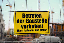 Glaub des schild hab ich auch ma gesehn :d. Gelbes Schild In Englisch Betreten Der Baustelle Verboten Eltern Haften Fur Ihre Kinder Ubersetzung Betreten Der Baustelle Verboten Eltern Haften Fur Ihre Kinder Lizenzfreie Fotos Bilder Und Stock Fotografie Image 81405732