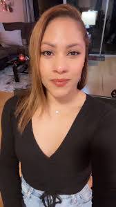 Raven Curry's Instagram, Twitter & Facebook