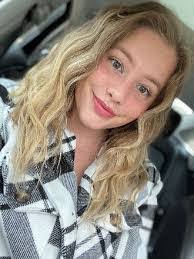 Cheryl Calzada's Instagram, Twitter & Facebook