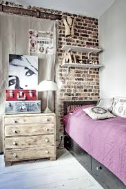 I Love Interior Design Where The Beautiful Brick Wall Is Left Exposed Homedesign Homedecor Chambre Design Deco Petite Chambre Interieur De Chambre